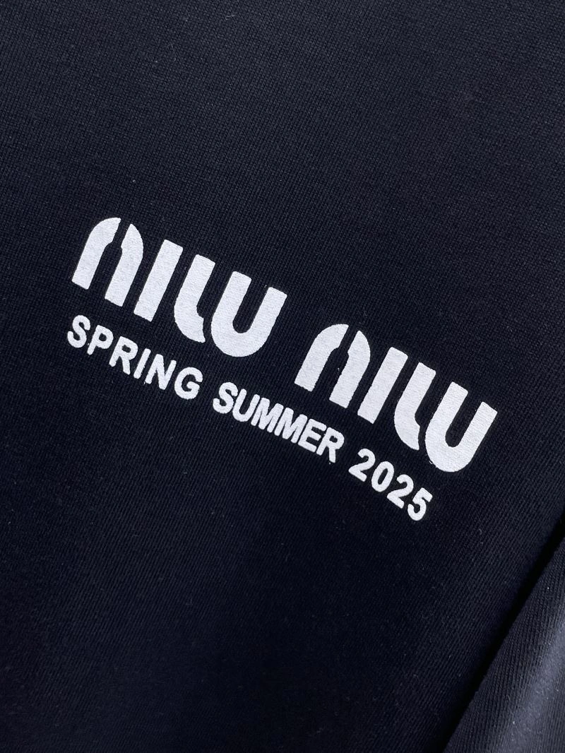 Miu Miu T-Shirts Modern 162439