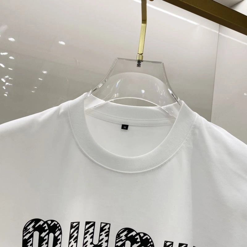Miu Miu T-Shirts Youthful 161366