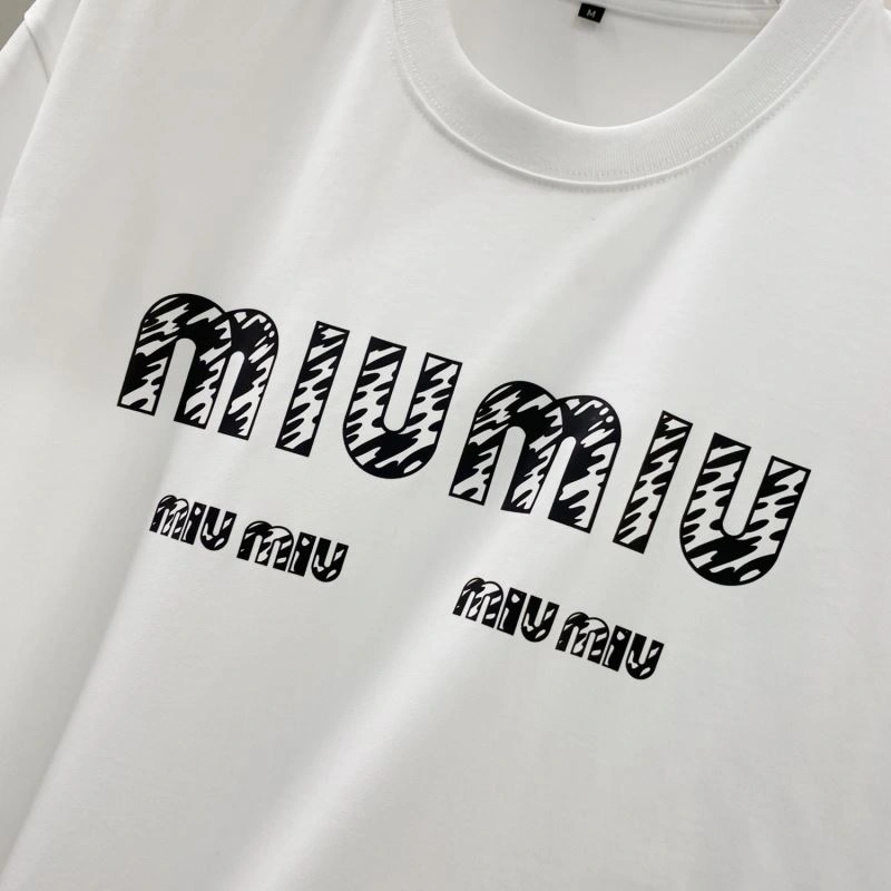 Miu Miu T-Shirts Youthful 161366