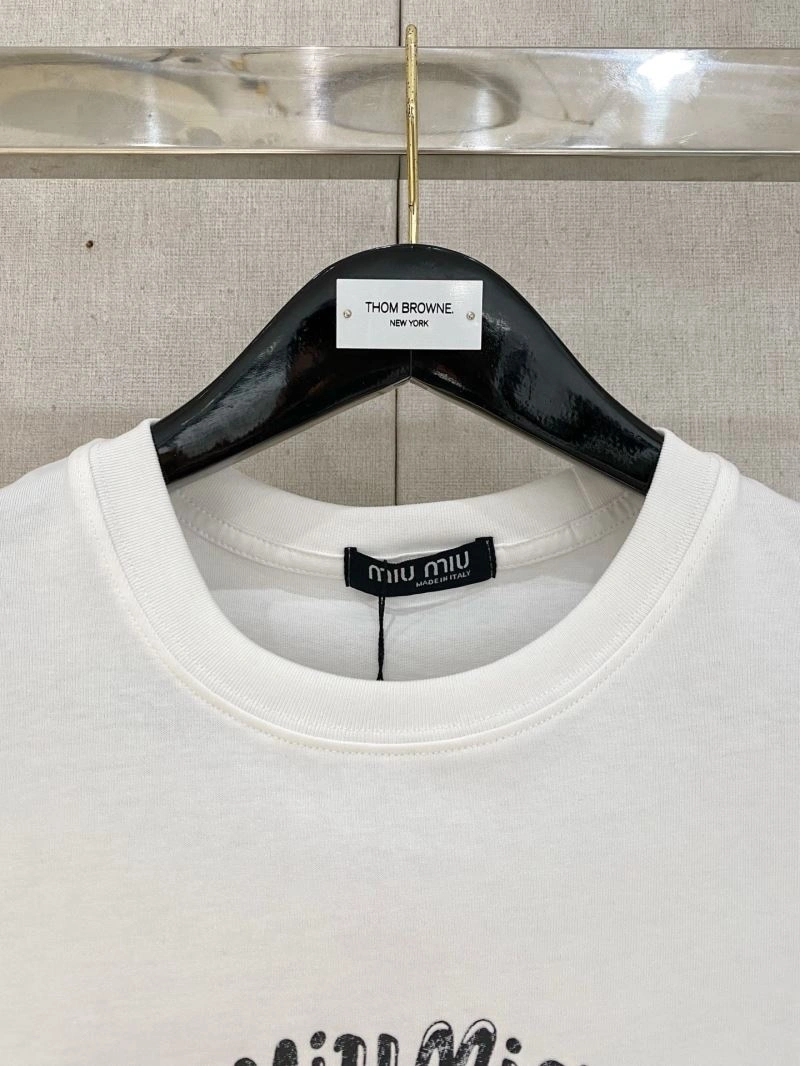 Miu Miu T-Shirts Elegant 161367