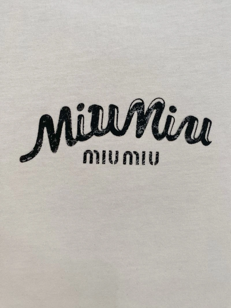 Miu Miu T-Shirts Elegant 161367