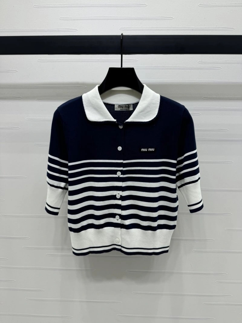 Miu Miu T-Shirts Lightweight 151142