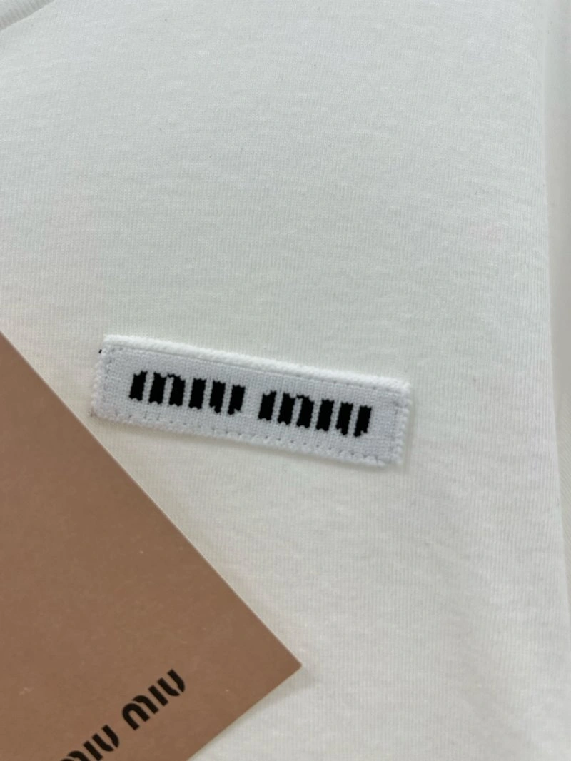 WeatherProof Miu Miu T-Shirts 151115