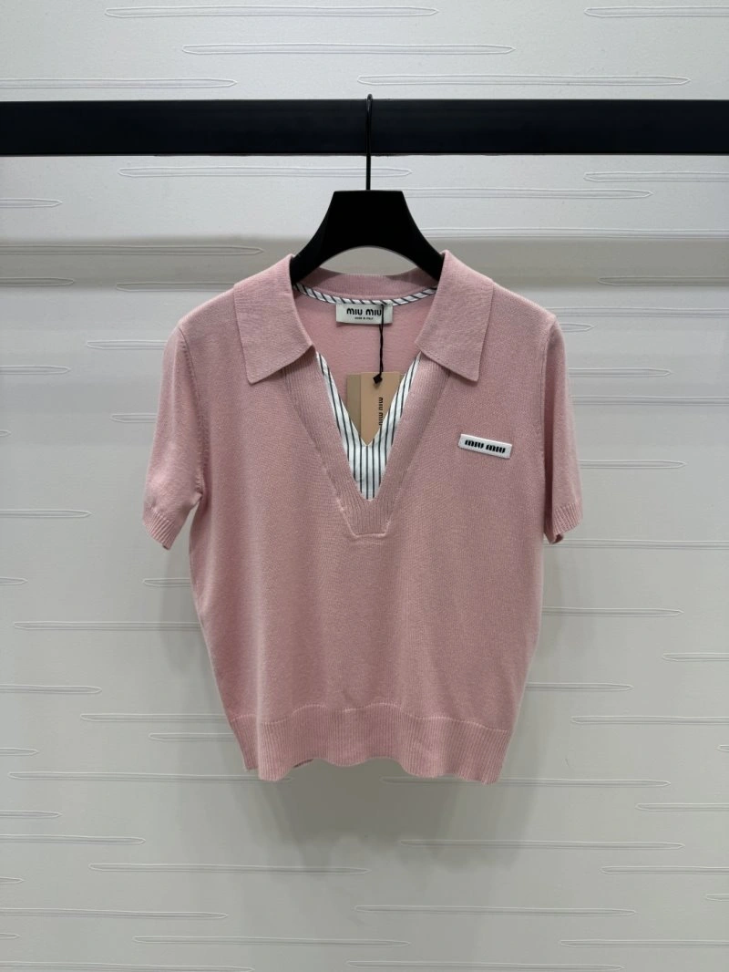 Miu Miu T-Shirts Resilient 151101