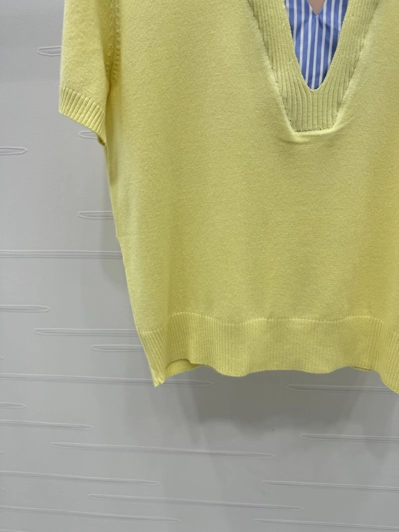 Miu Miu T-Shirts Practical 151097