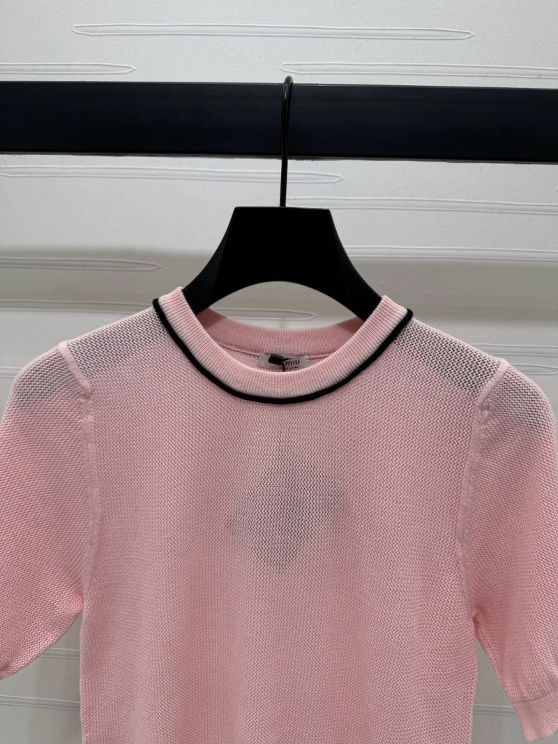 Miu Miu T-Shirts Efficient 151100