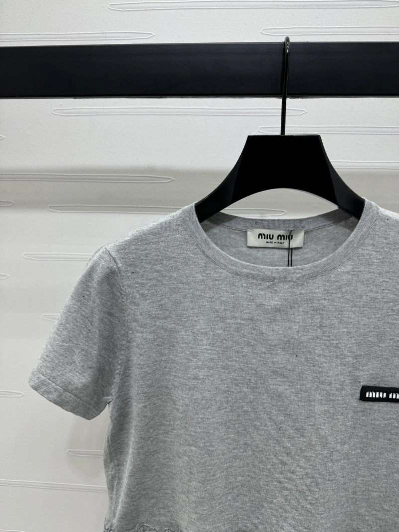 Versatile Miu Miu T-Shirts 151086