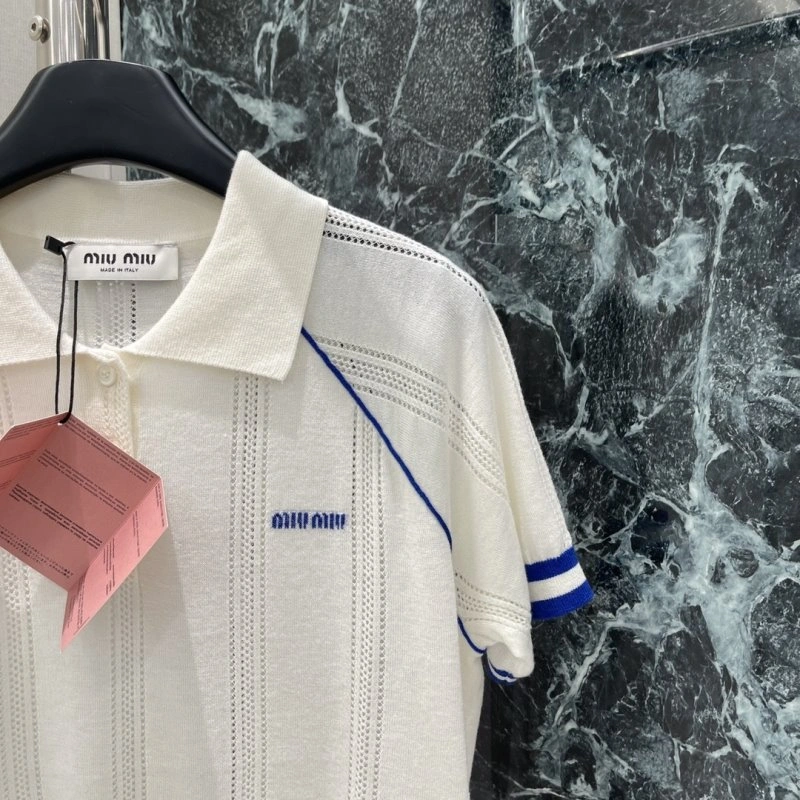 Miu Miu T-Shirts Contemporary 151092