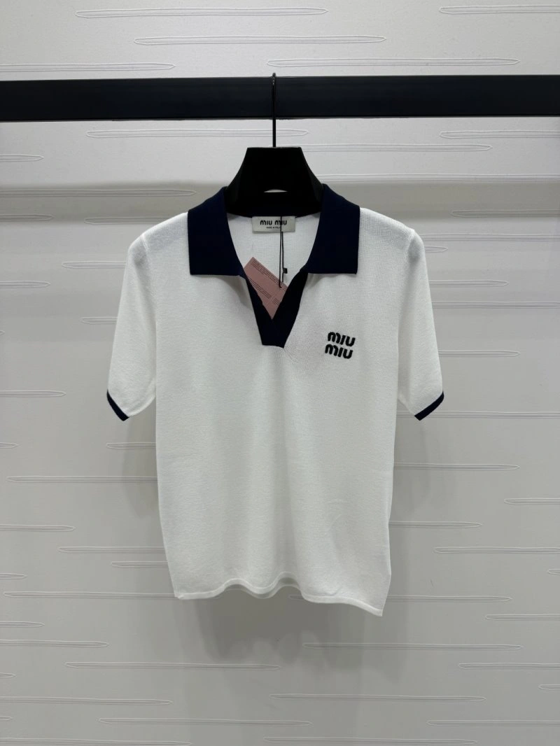 Miu Miu T-Shirts GoAnywhere 151083