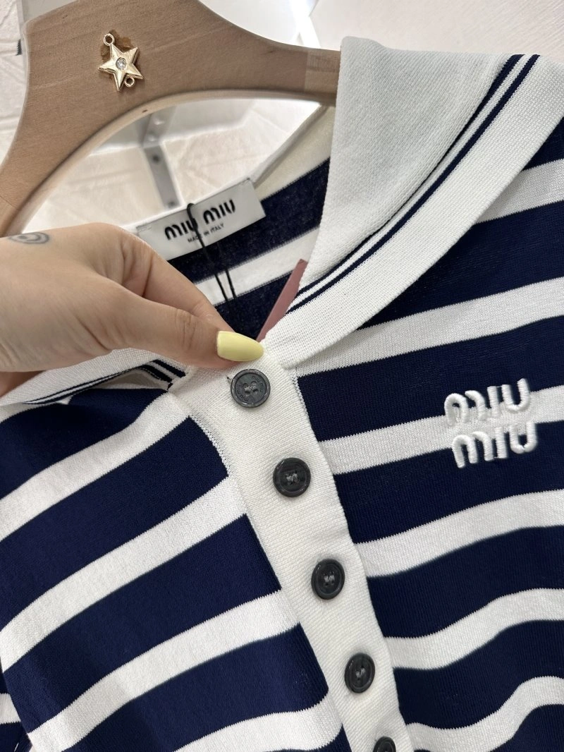 Compact Miu Miu T-Shirts 151063