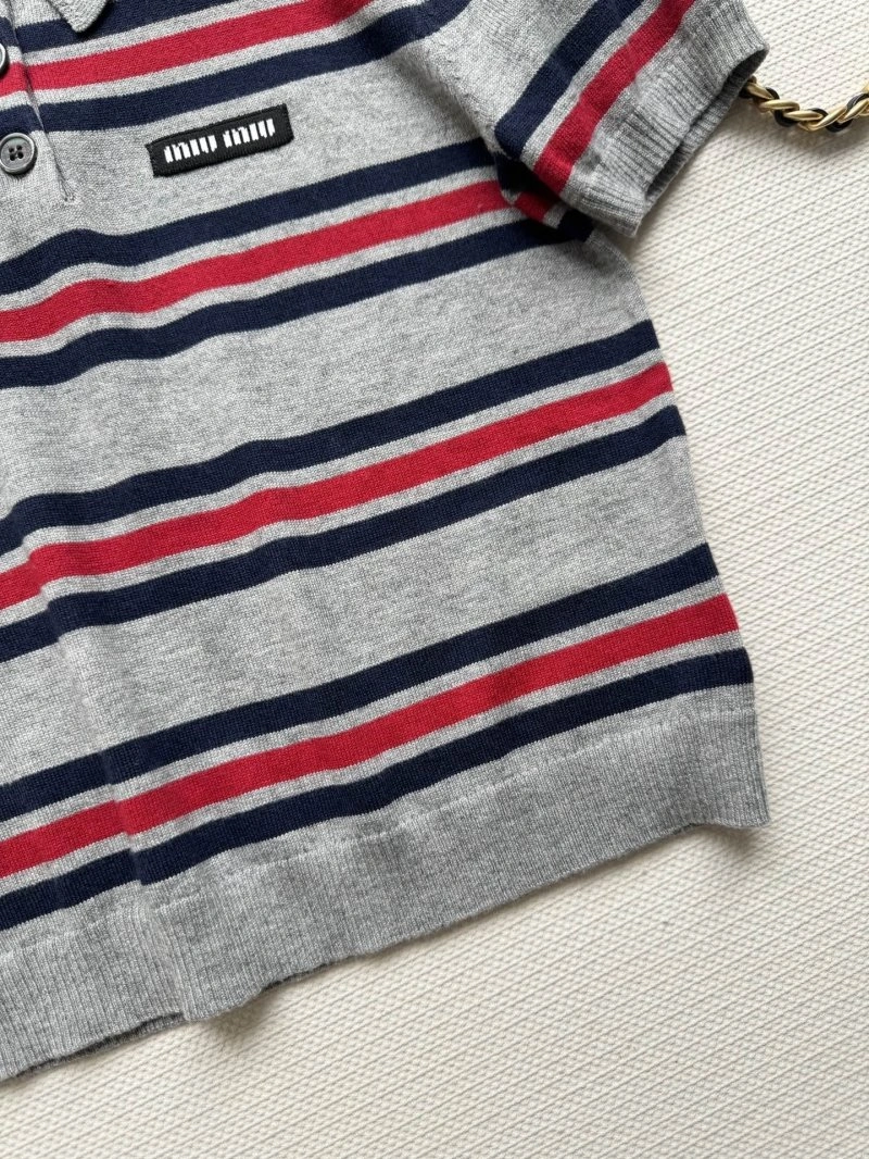 Sporty Miu Miu T-Shirts 151046