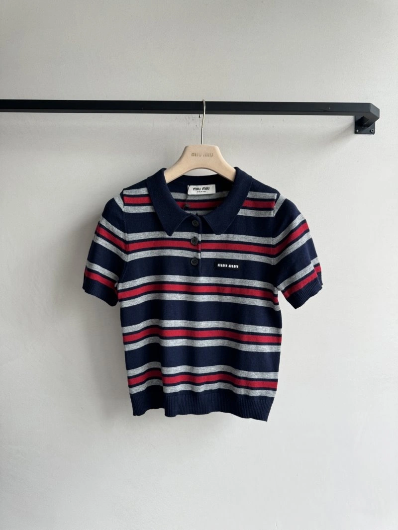 Miu Miu T-Shirts Effortless 151045
