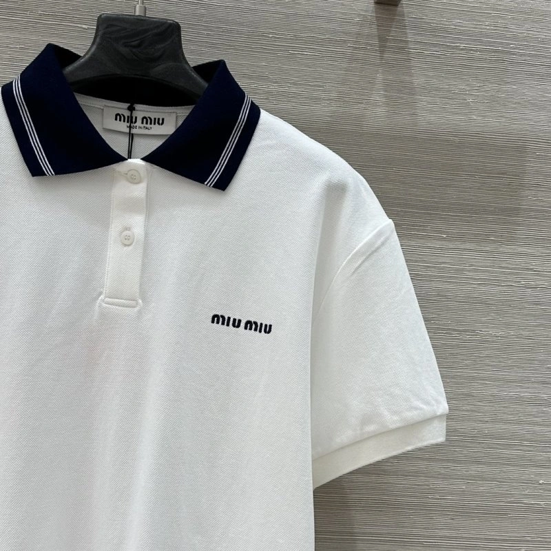 ModernLook Miu Miu T-Shirts 151042