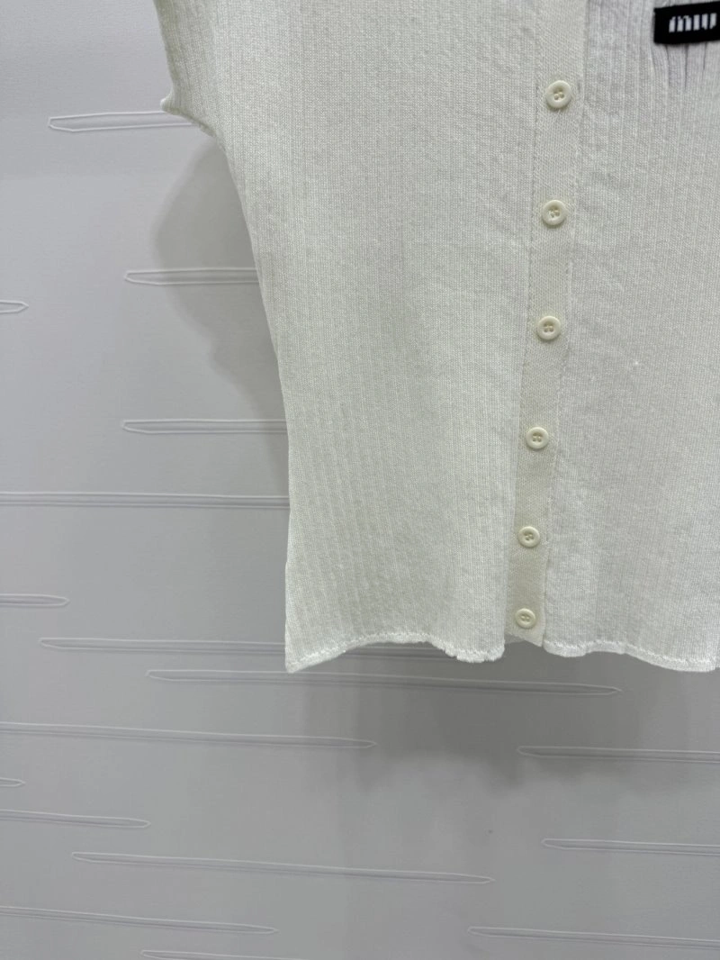 Miu Miu T-Shirts Functional 151036