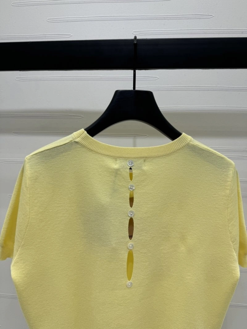 ModernLook Miu Miu T-Shirts 151041