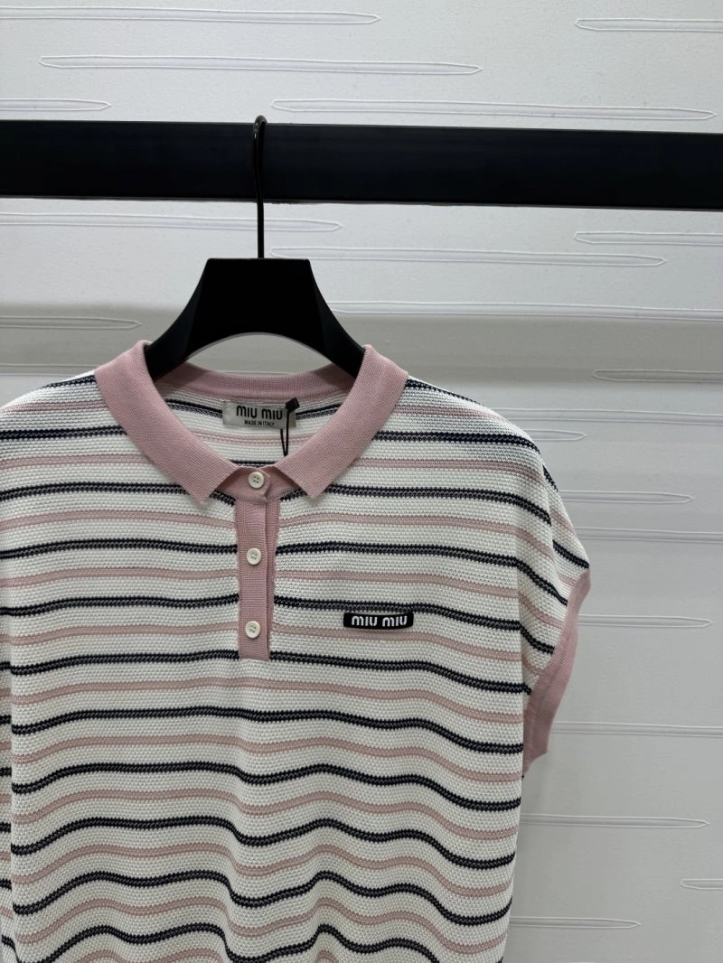 Miu Miu T-Shirts Premium 151044