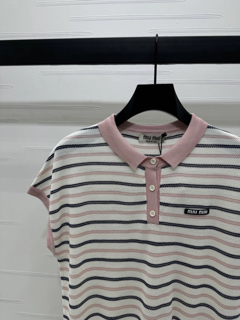 Miu Miu T-Shirts Premium 151044