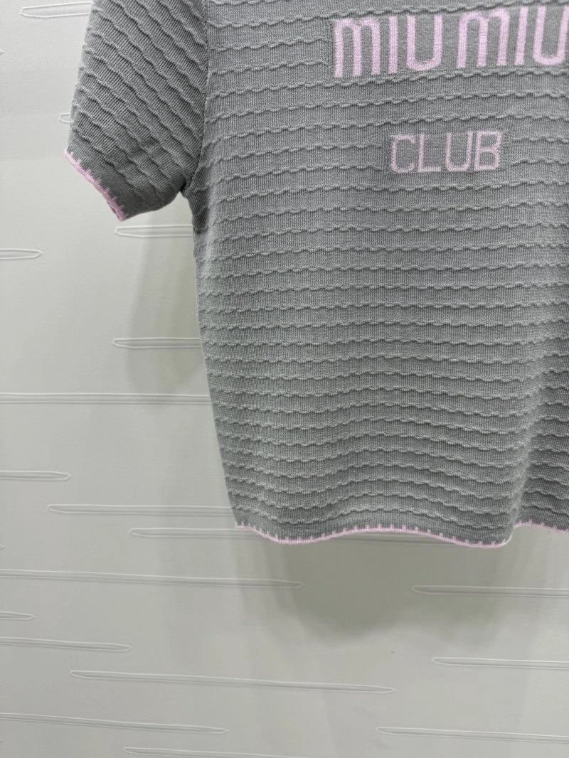 Miu Miu T-Shirts Resilient 151021