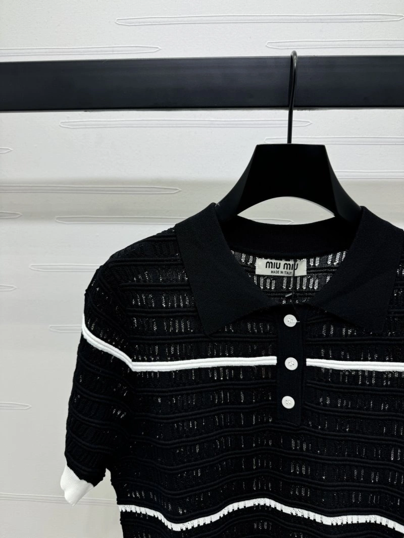 Miu Miu T-Shirts GoAnywhere 151011