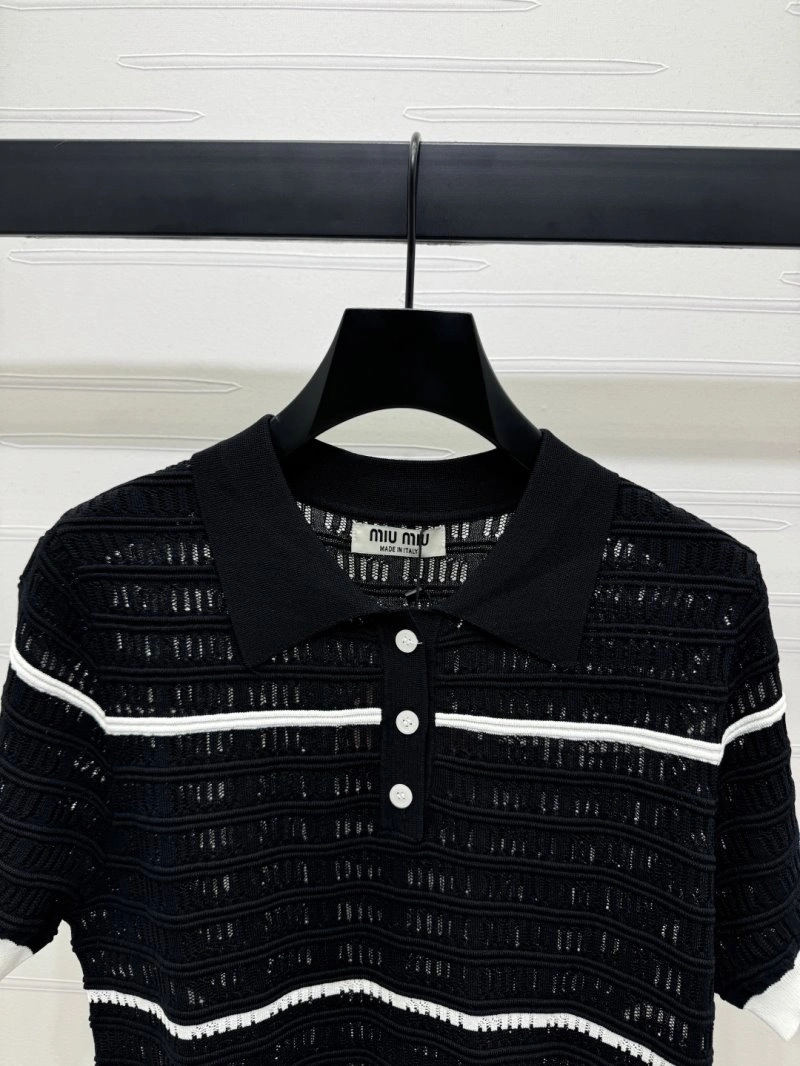 Miu Miu T-Shirts GoAnywhere 151011