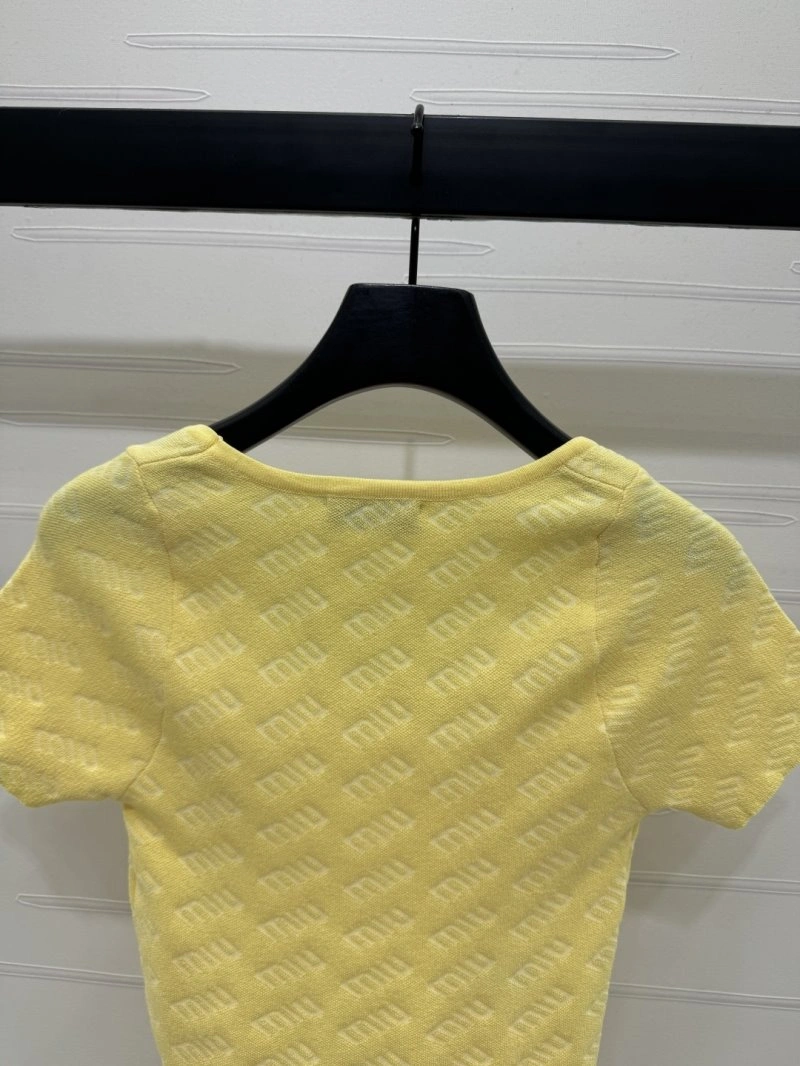 Miu Miu T-Shirts Casual 156228