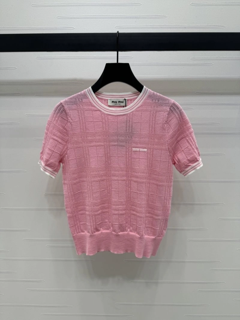 Miu Miu T-Shirts Elegant 156225