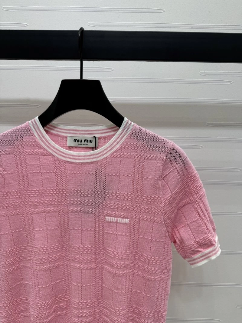 Miu Miu T-Shirts Elegant 156225