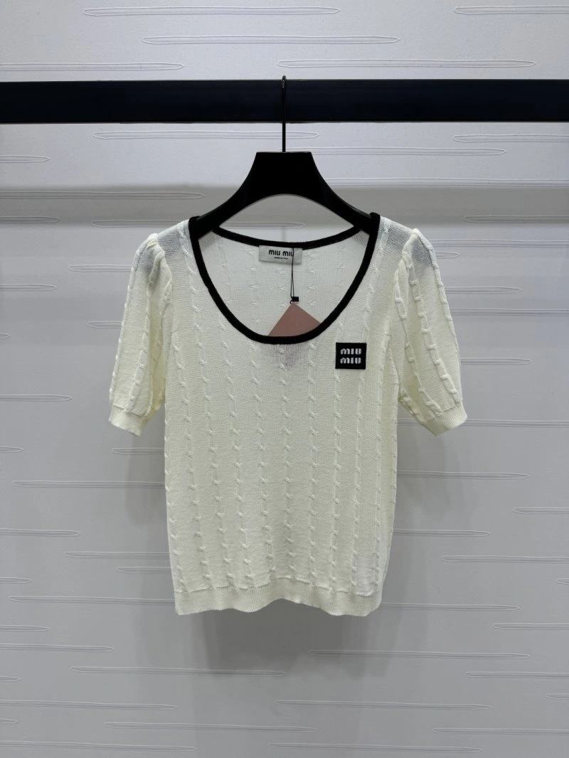 Miu Miu T-Shirts Fashionable 156219