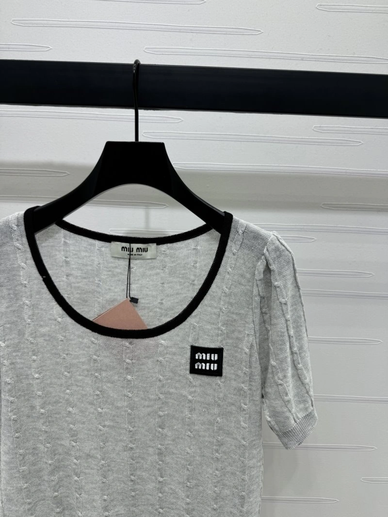 Miu Miu T-Shirts Minimalist 156216