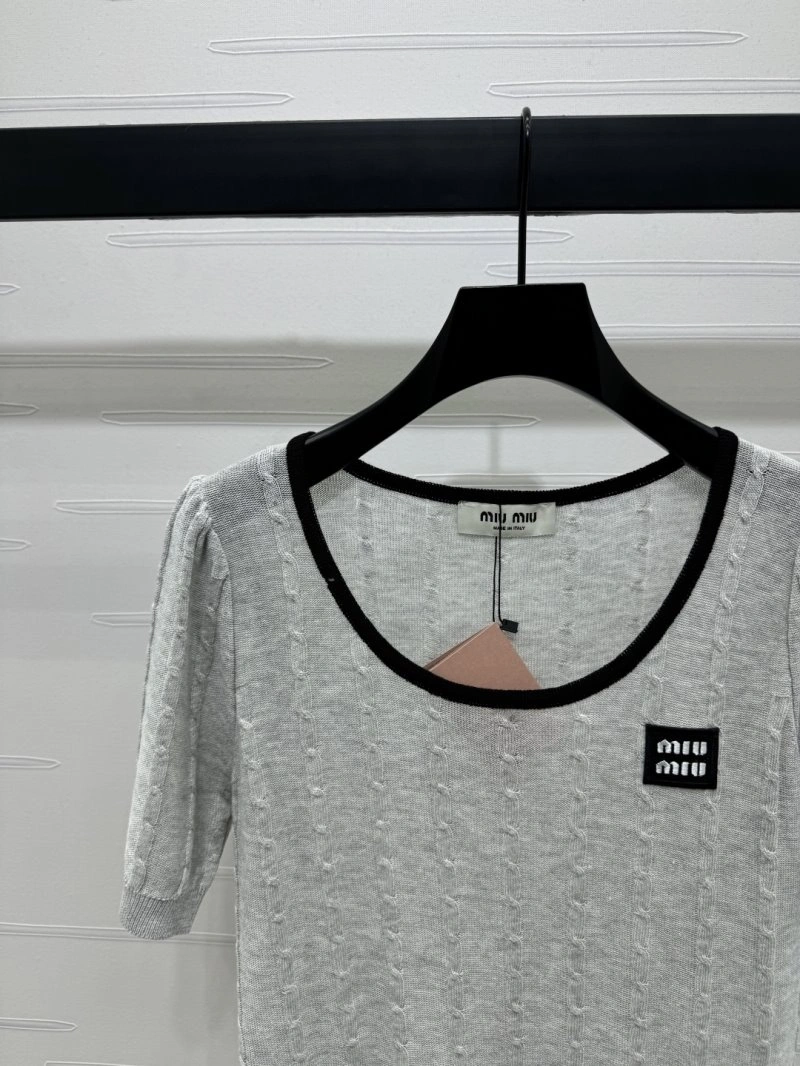 Miu Miu T-Shirts Minimalist 156216