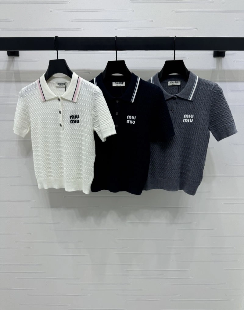 Miu Miu T-Shirts Sophisticated 156218