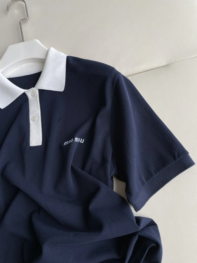 Miu Miu T-Shirts Sophisticated 156215