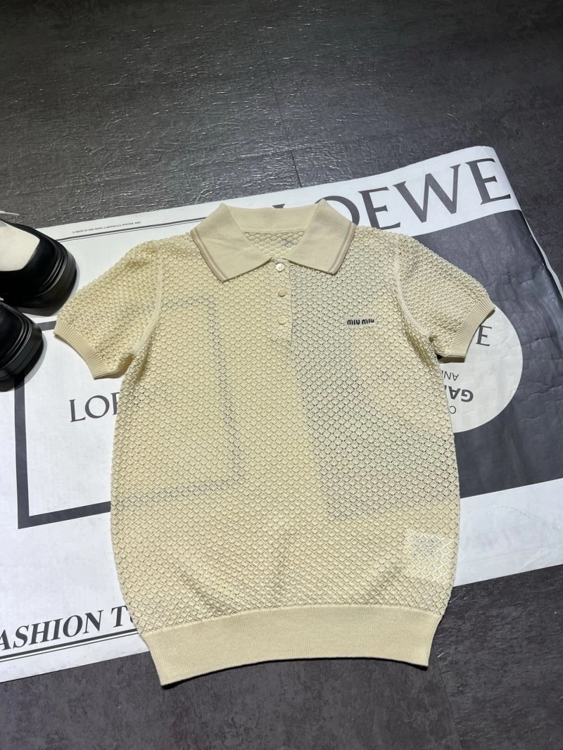 Miu Miu T-Shirts UrbanStyle 156211