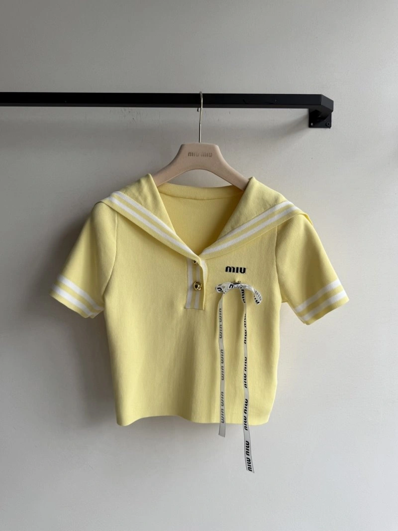 Breathable Miu Miu T-Shirts 156187