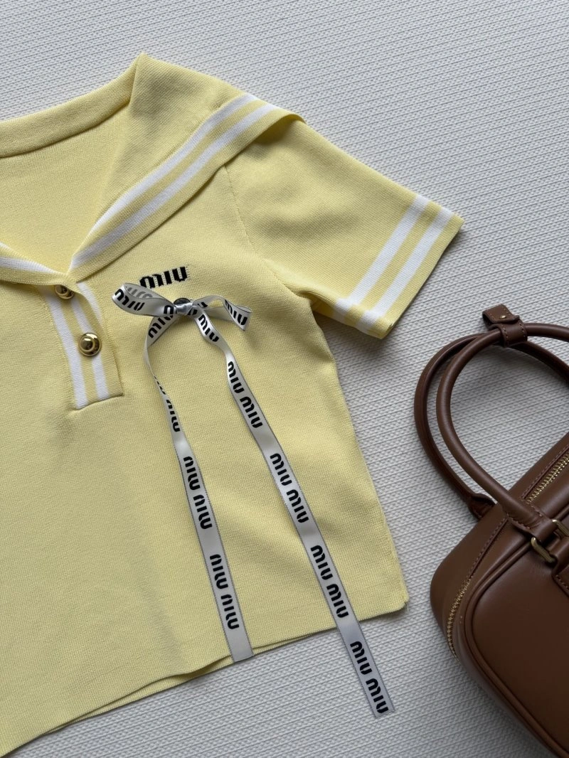 Breathable Miu Miu T-Shirts 156187