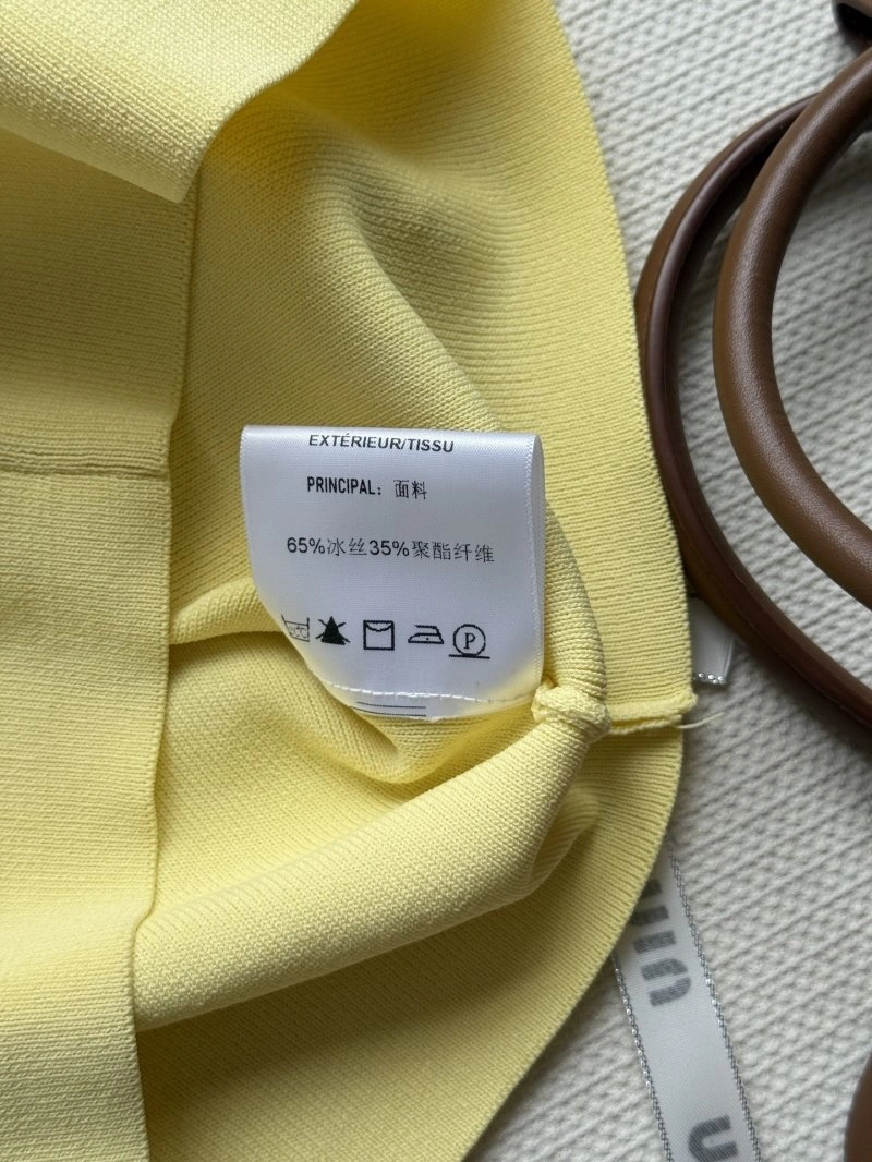 Breathable Miu Miu T-Shirts 156187