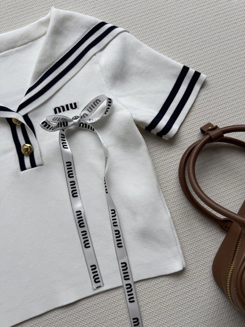 Miu Miu T-Shirts Premium 156190