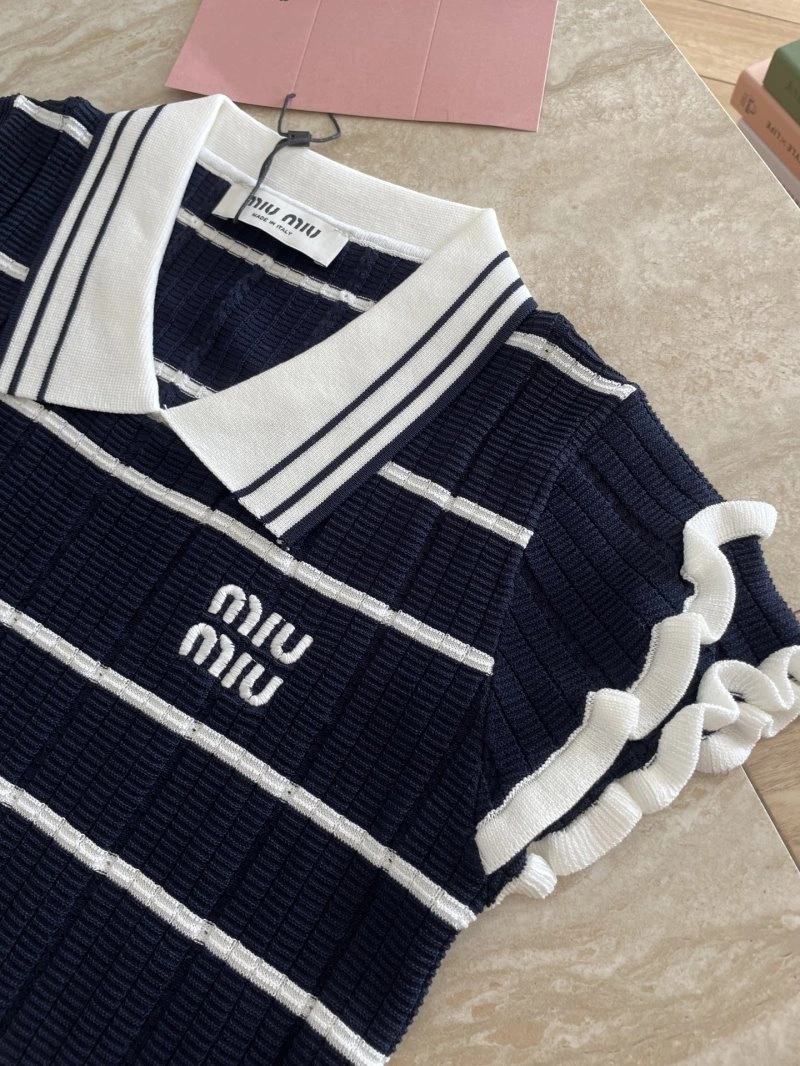 RelaxedFit Miu Miu T-Shirts 156196