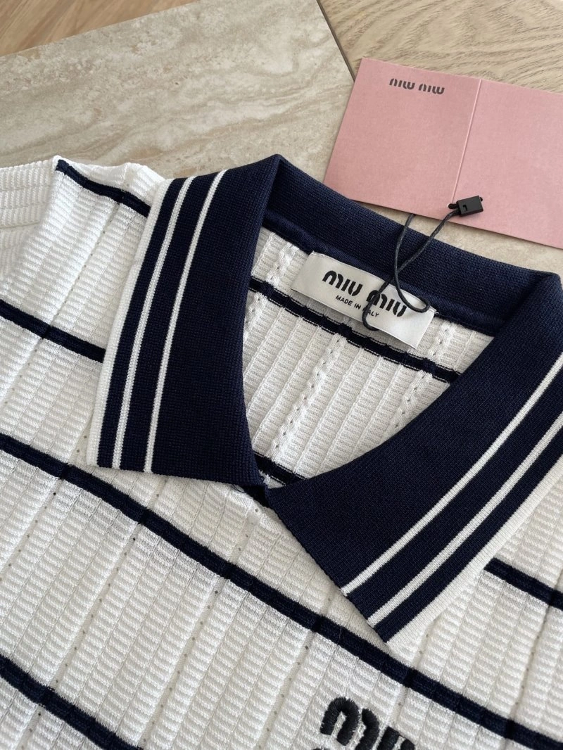 RelaxedFit Miu Miu T-Shirts 156196