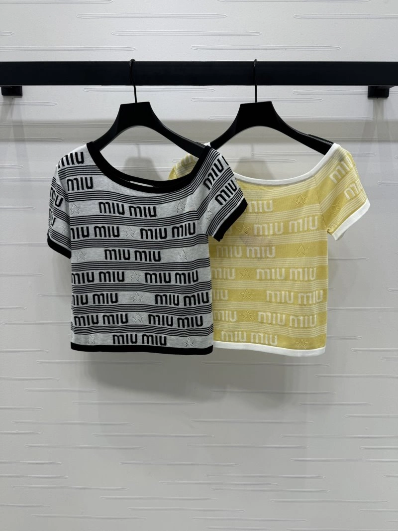 Miu Miu T-Shirts Durable 156222