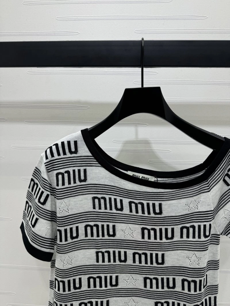 Miu Miu T-Shirts Durable 156222