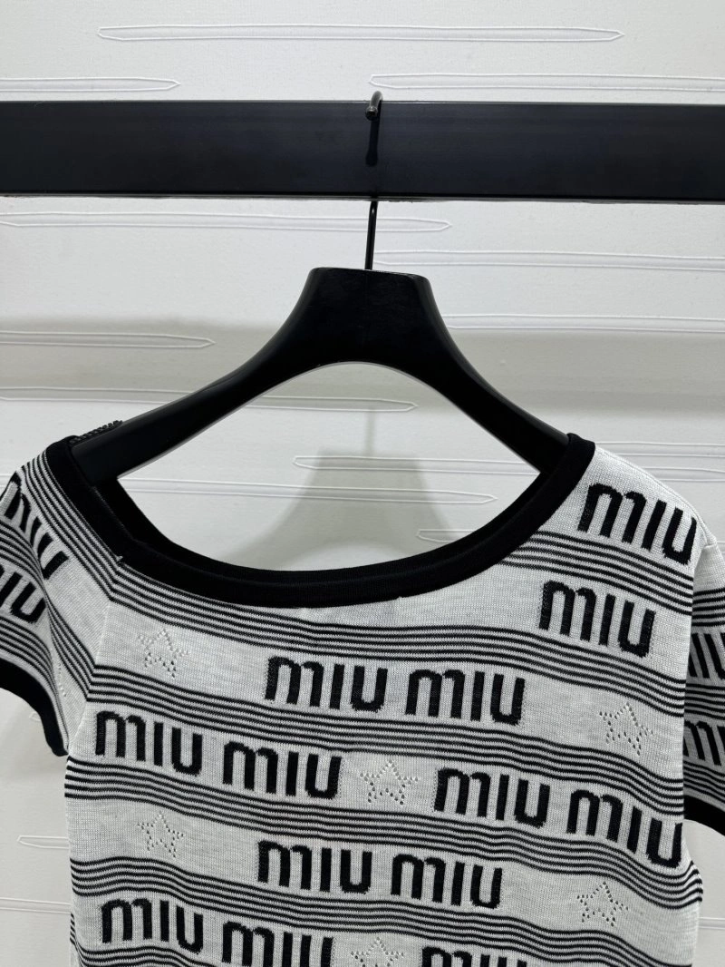 Miu Miu T-Shirts Durable 156222