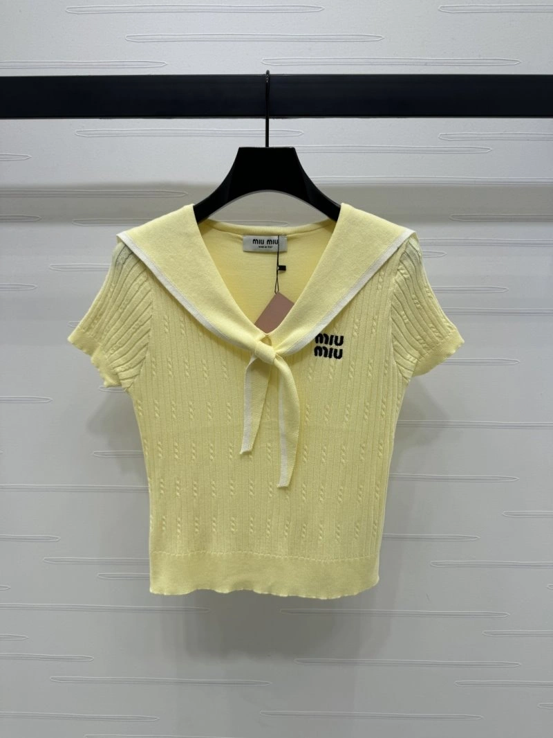 Miu Miu T-Shirts Durable 156174