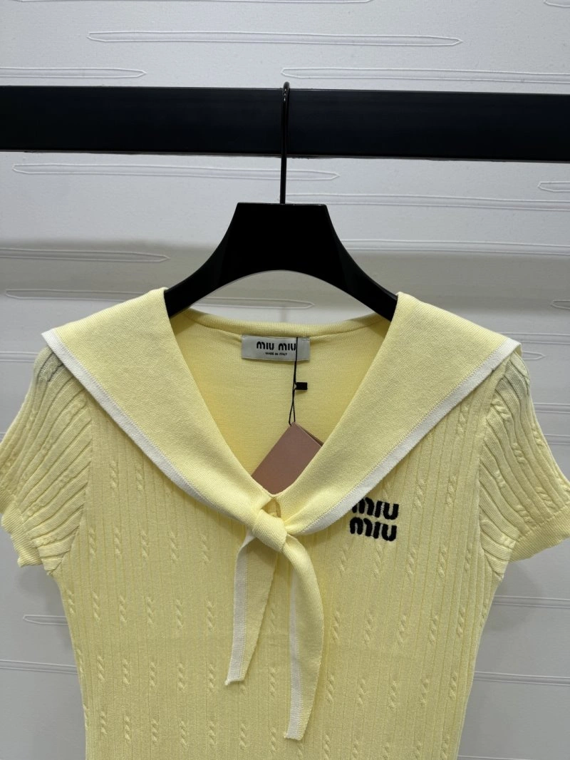 Miu Miu T-Shirts Durable 156174
