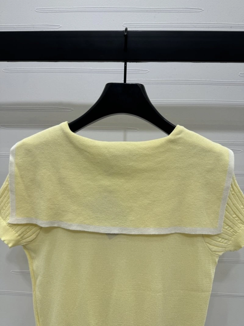 Miu Miu T-Shirts Durable 156174