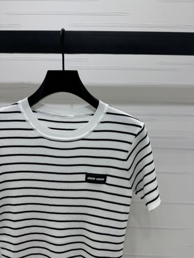 Miu Miu T-Shirts Flexible 156152