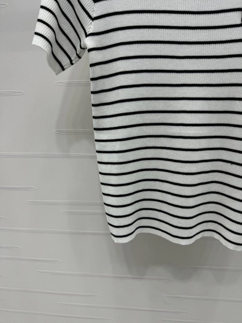 Miu Miu T-Shirts Flexible 156152