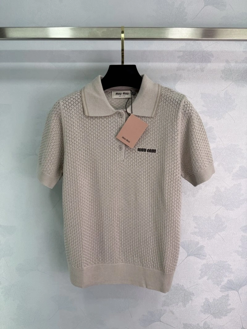 Miu Miu T-Shirts TimelessDesign 156146