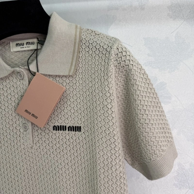 Miu Miu T-Shirts TimelessDesign 156146