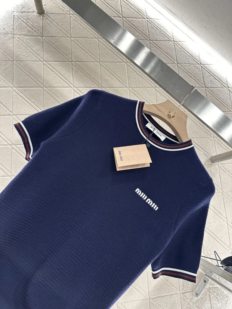 Breathable Miu Miu T-Shirts 156208